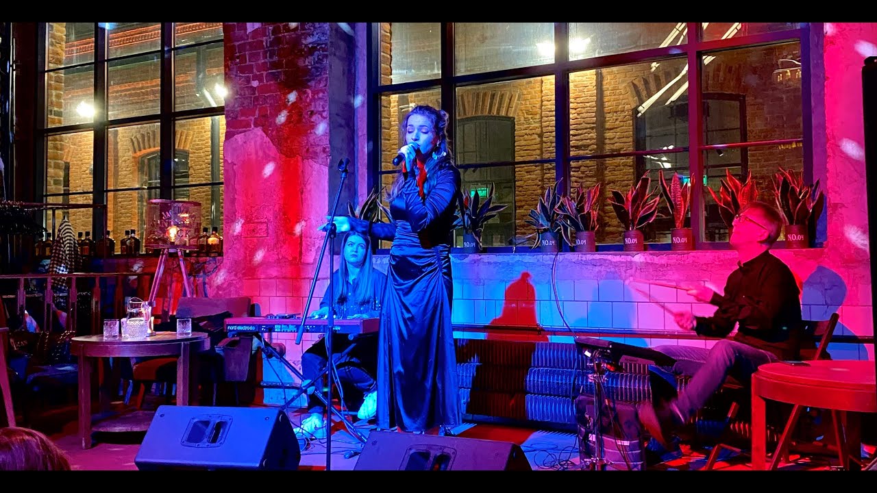 Котельная (депо) -- 08.03.2021 _ Видео Лайв с выступления трио Nicole ...