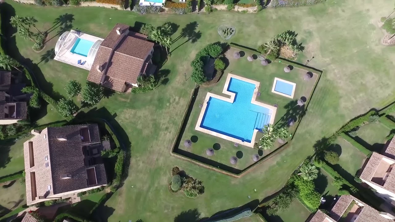 LOS GRANADOS - Landcaster Sotogrande Properties