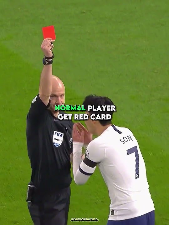 When Ramos gets a red card 🤝