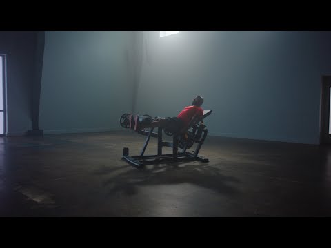 How to use the Magnum Plate-loaded Leg Extension | Matrix Fitness Strength
