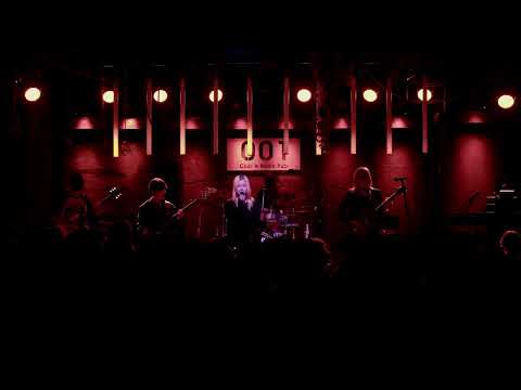 이화여대 릴리즈 23기 - Let's get the party started (Cover Tom Morello)