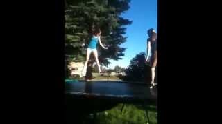 Trampoline randomness