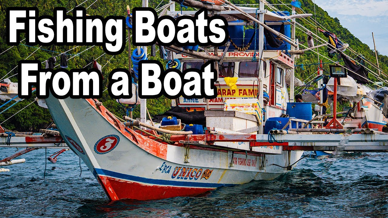 Wooden Fishing Boats in Sisiran Bay, Philippines - Chill 4K Video + Photos