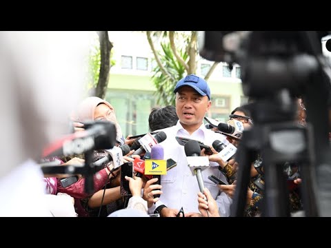 Keterangan Pers Mensesneg Prasetyo Hadi, Halaman Istana Merdeka, 14 Agustus 2025