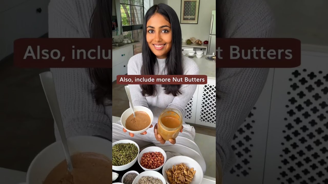 4 Natural Solutions To Heal Dandruff