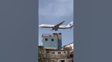 #rare #challenge air #boeing 767F landing at #mumbai