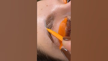 Brow lamination step 2😍 #browlamination #brows #browlift #browtransformation