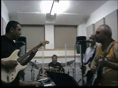 CLIPE VECHI Cover - Horse to the water!