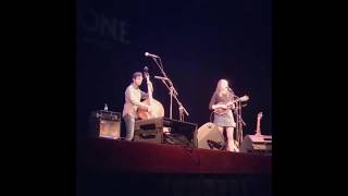 Sarah Jarosz - When Doves Cry chords