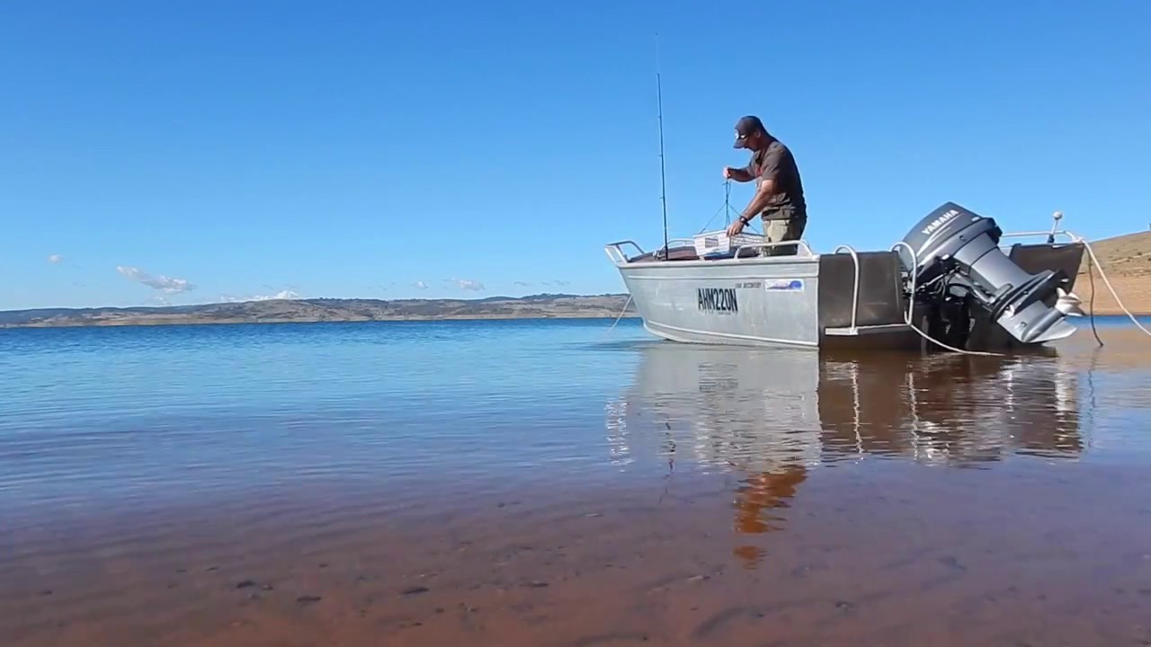 Trout and Yabbie fishing, Lake Eucumbene, N.S.W. Australia YouTube