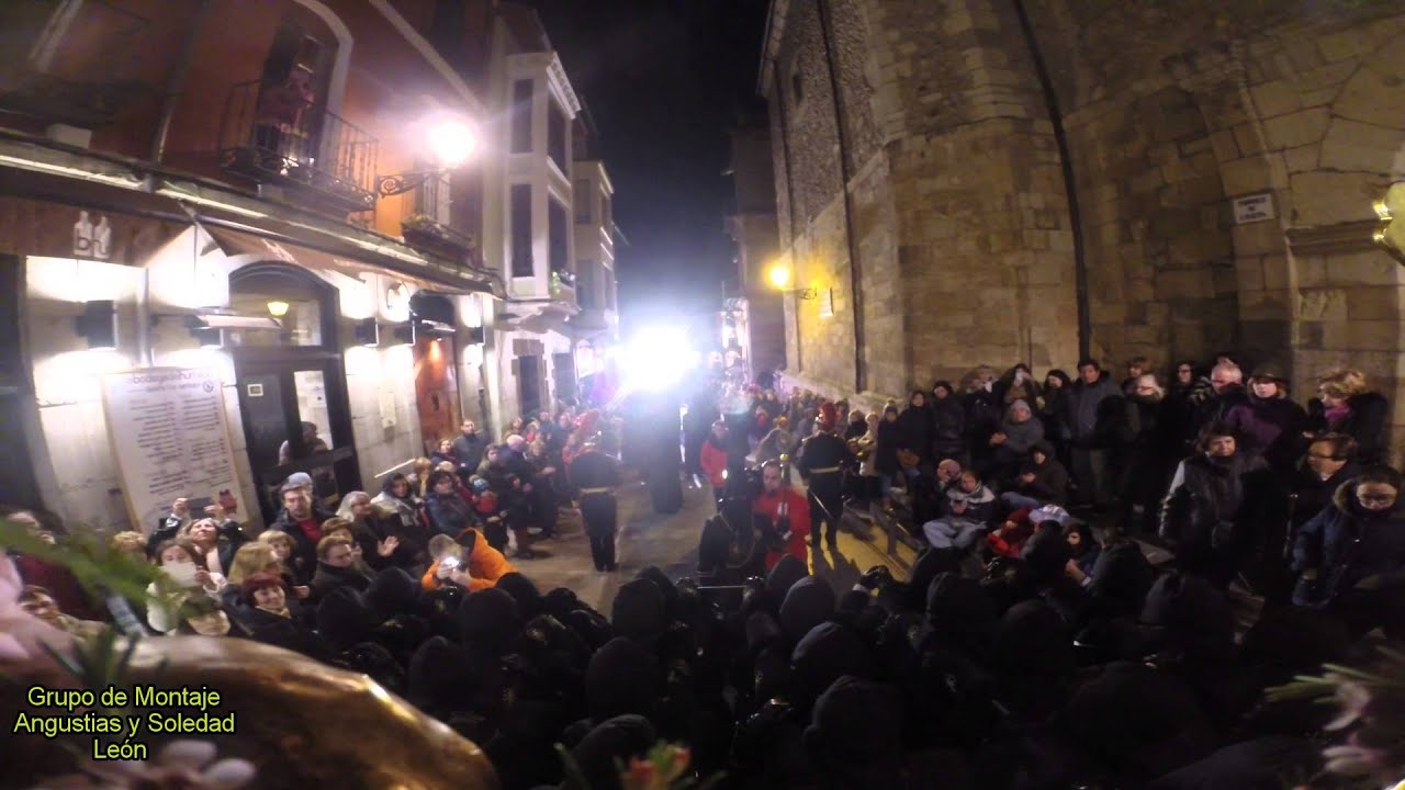 Virgen de las Angustias Lunes Santo 2016 - Chicotá por el Barrio Húmedo