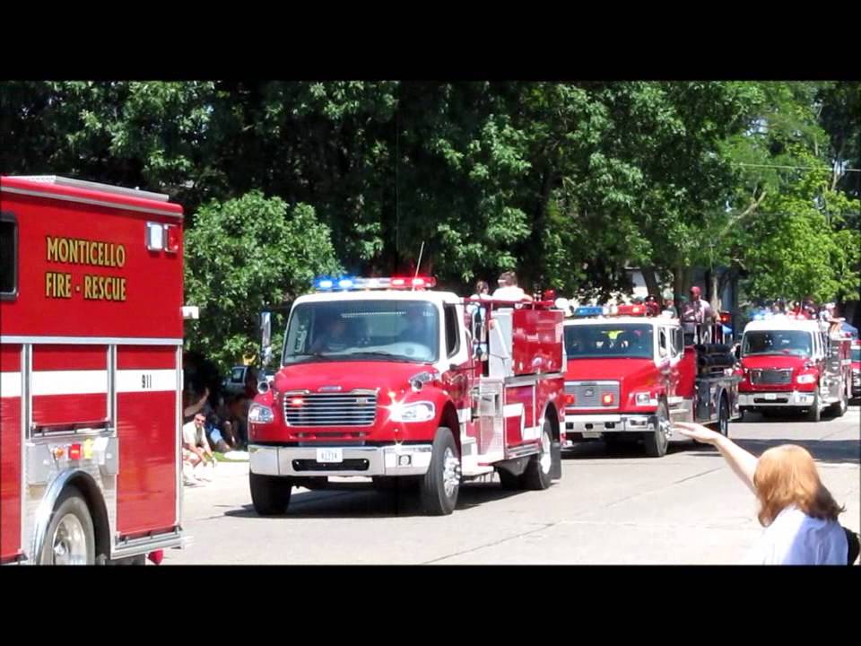 Monticello Iowa Fourth of July Parade 2013 YouTube