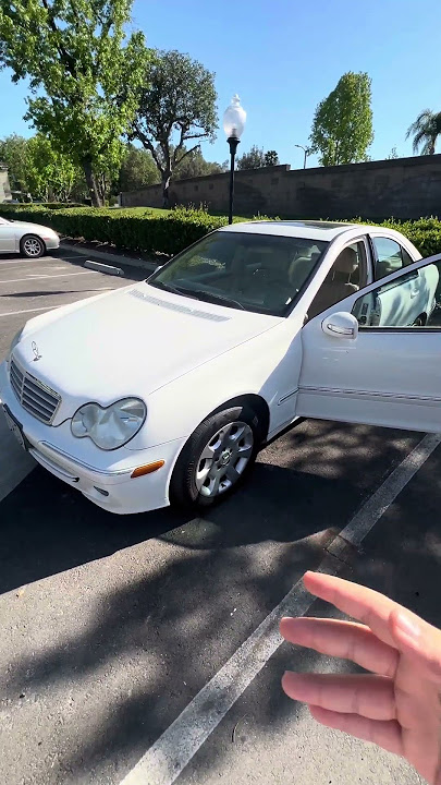 Top 3 Features On This W203 C280 #carreview