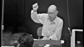 Stravinsky in rehearsal (vaimusic.com)