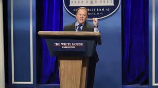 Melissa McCarthy wins Emmy for her SNL Sean Spicer parody