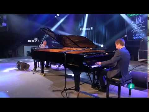 Kenny Barron and Benny Green, Vitoria Jazz Festival 2017 adlı videoyu YouTube'da izle Kenny Barron and Benny Green, Vitoria Jazz Festival 2017 adlı videoyu YouTube'da izle