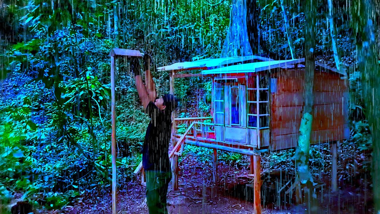 КЕМПИНГ В СИЛЬНЫЙ ДОЖДЬ // СТРОИТЕЛЬСТВО УБЕЖИЩА МЕЧТЫ ПОСРЕДИ ЛЕСА // ПОД НЕоднократными ПЫТКАМИ