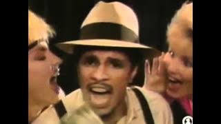 Kid Creole & The Coconuts - Stool Pigeon (1982) [videoclip]