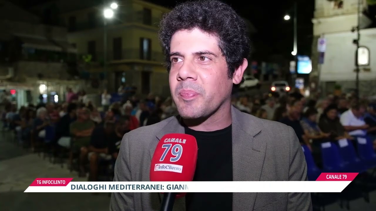 Palinuro, l'omaggio a Battisti incanta Piazza Virgilio per "Dialoghi Mediterranei"