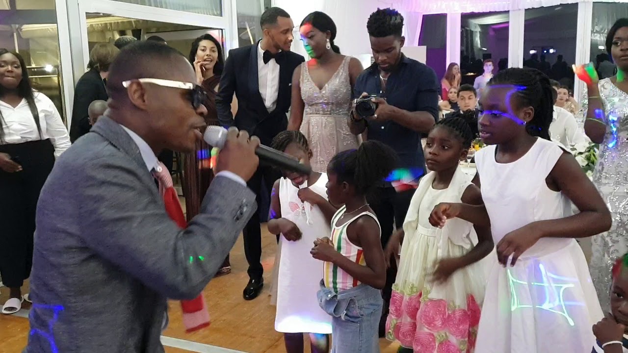 Top-One Frisson au mariage de Rebecca et Paul RIGOT: CHAUD Na Show