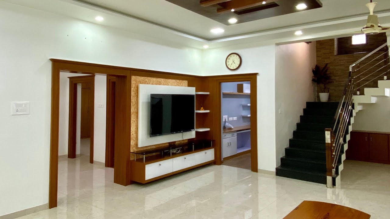 6.4 சென்ட்டில் 4000sqftல் பிரம்மாண்டமான 5BHK வீடு | Spacious House with Grand Wooden Works | Epi-452