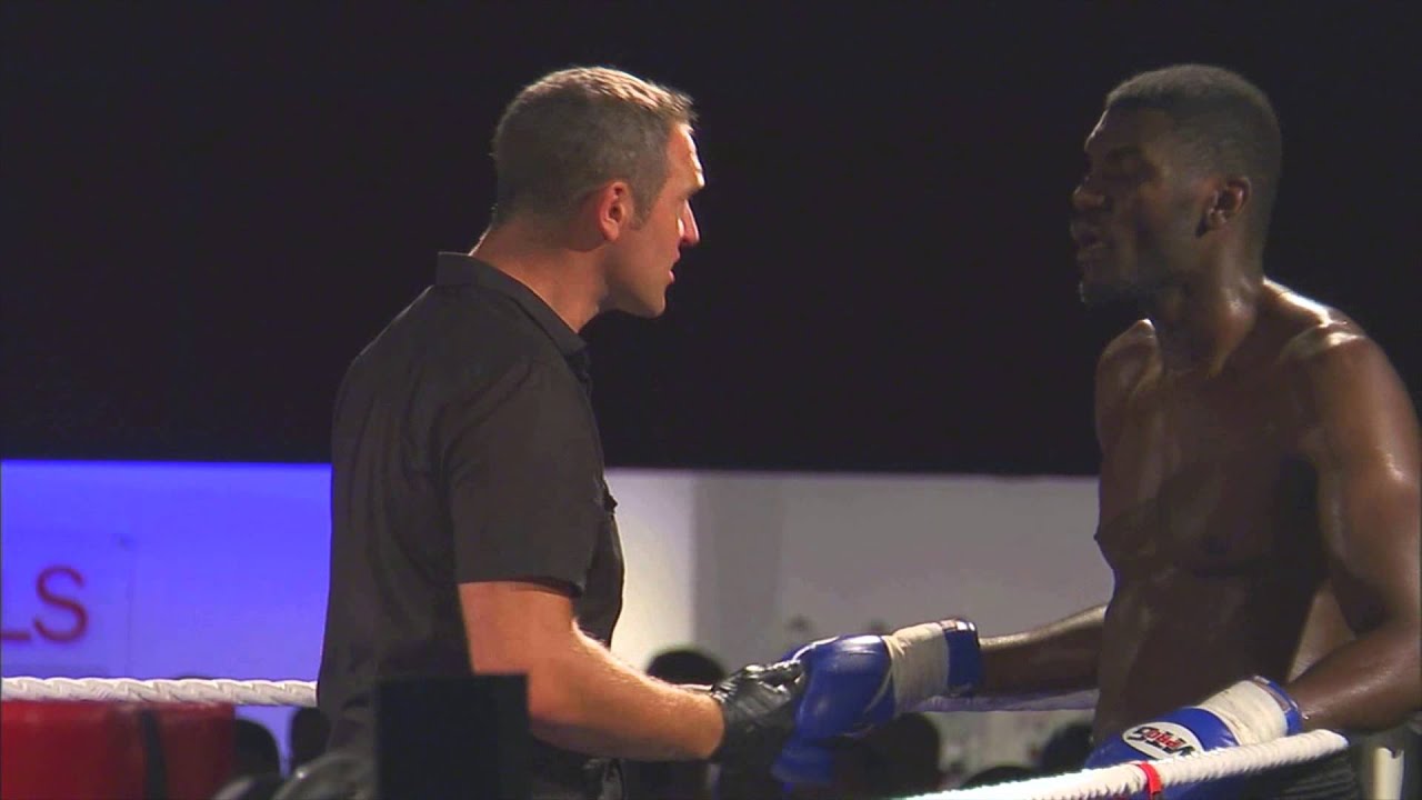 Chris Cooper vs Kazadi Mwamba