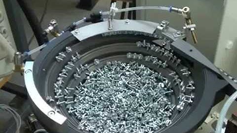 Process of feeding and driving of fasteners with a square washer
