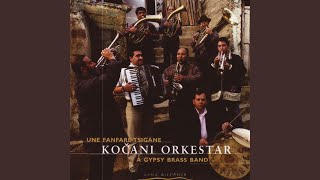 Video thumbnail of "Kočani Orkestar - Romski Cocek"