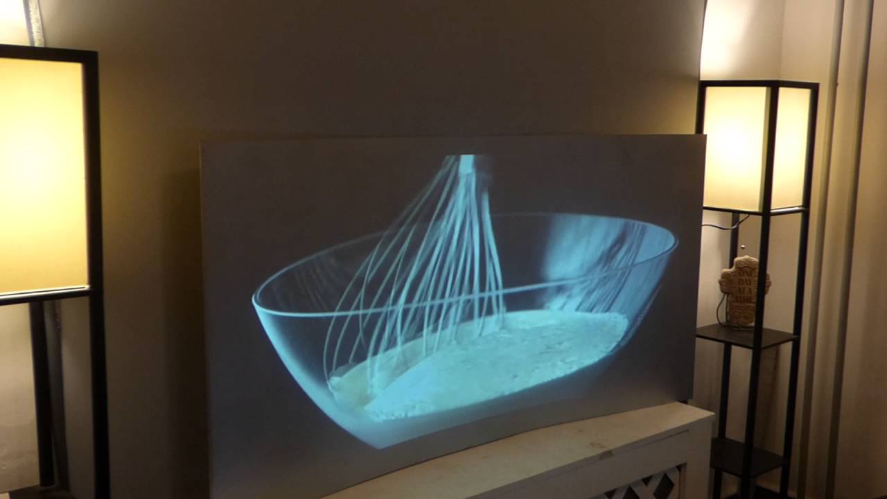 SILVER DIAMOND PROJECTION SCREEN ON A UNCALIBRATED 720p 600 X 800 SVGA ...