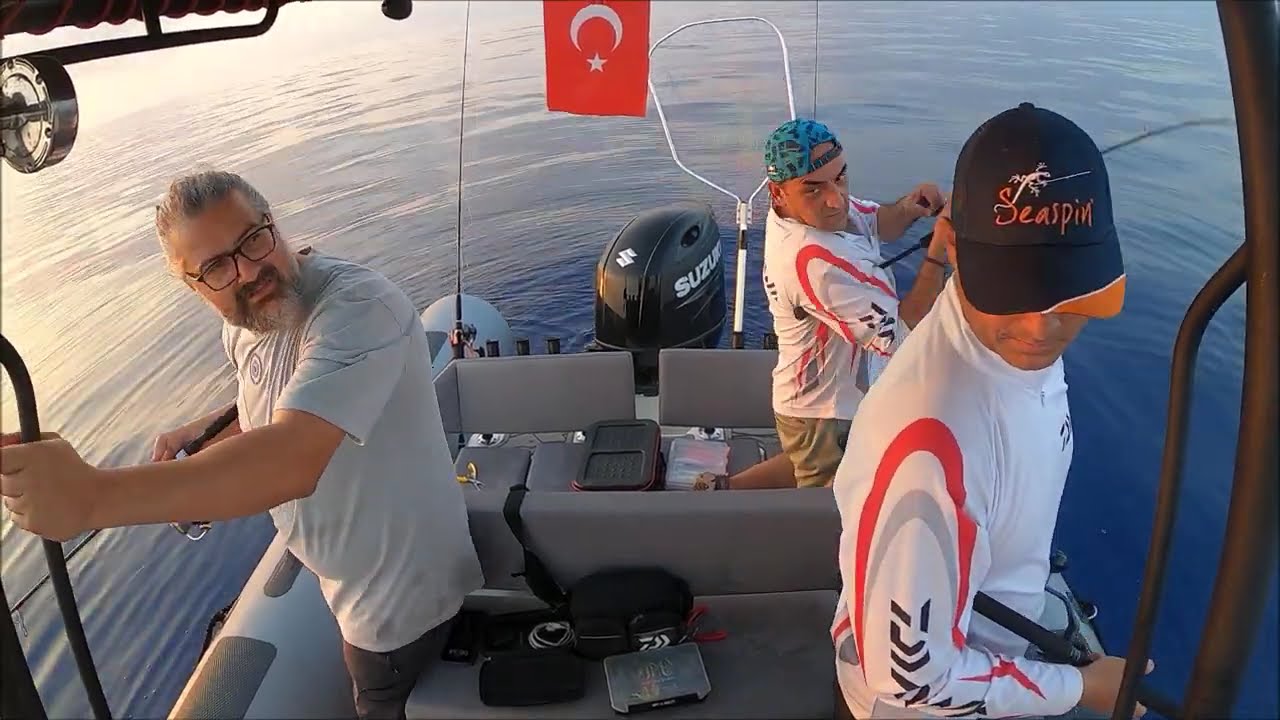 SARI KUYRUK AVI KARACA TEAM