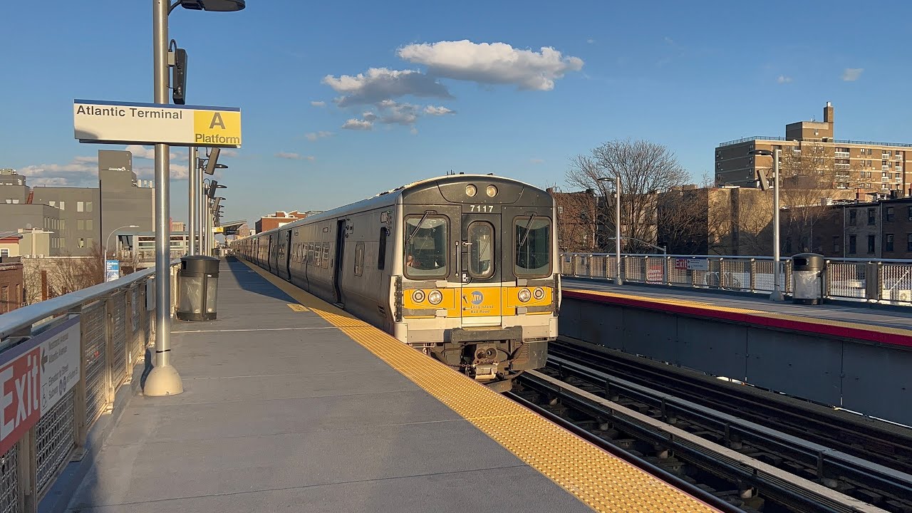MTA Long Island Rail Road Atlantic Shuttle Train 2947 to Atlantic Term ...
