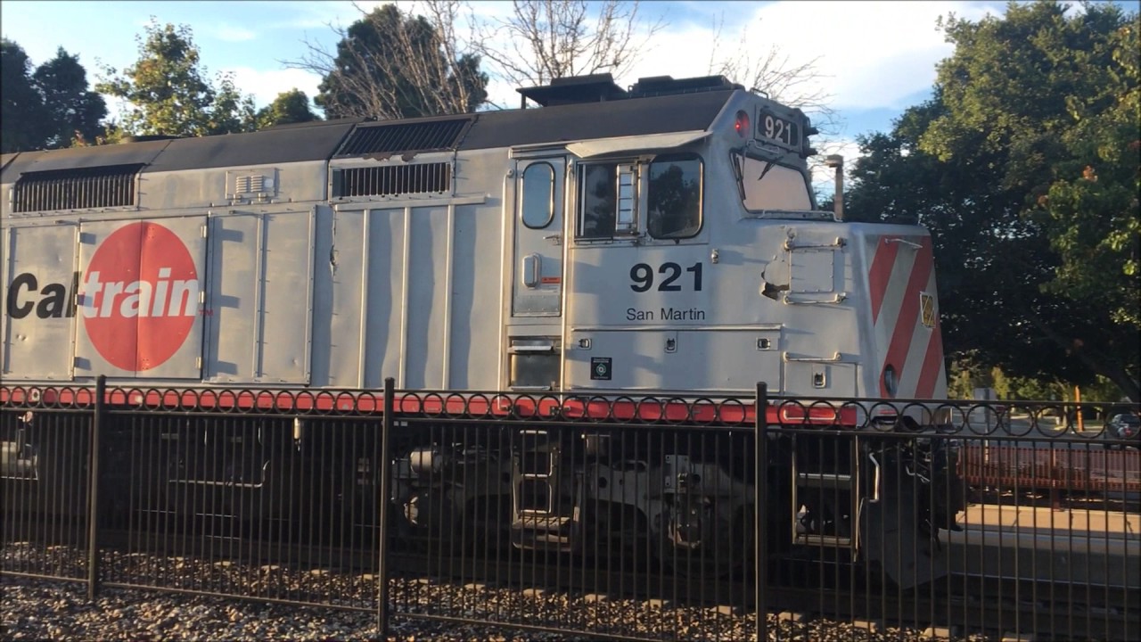 diesel cologne [HD] CalTrain Action at Mountain View and Sunnyvale (05/18/17)
