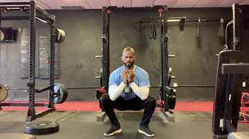 GOBLET PAUSE SQUAT