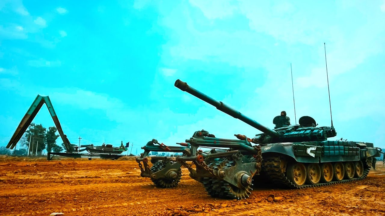 Vajra Sappers of Indian Army simulate various Combat Scenarios - YouTube