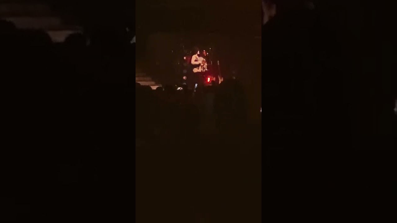 Lp Nashville Concert at the Ryman Auditorium &hellip;encore Hush