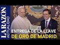 Recibimiento de la familia real y el regalo de la llave de la ciudad