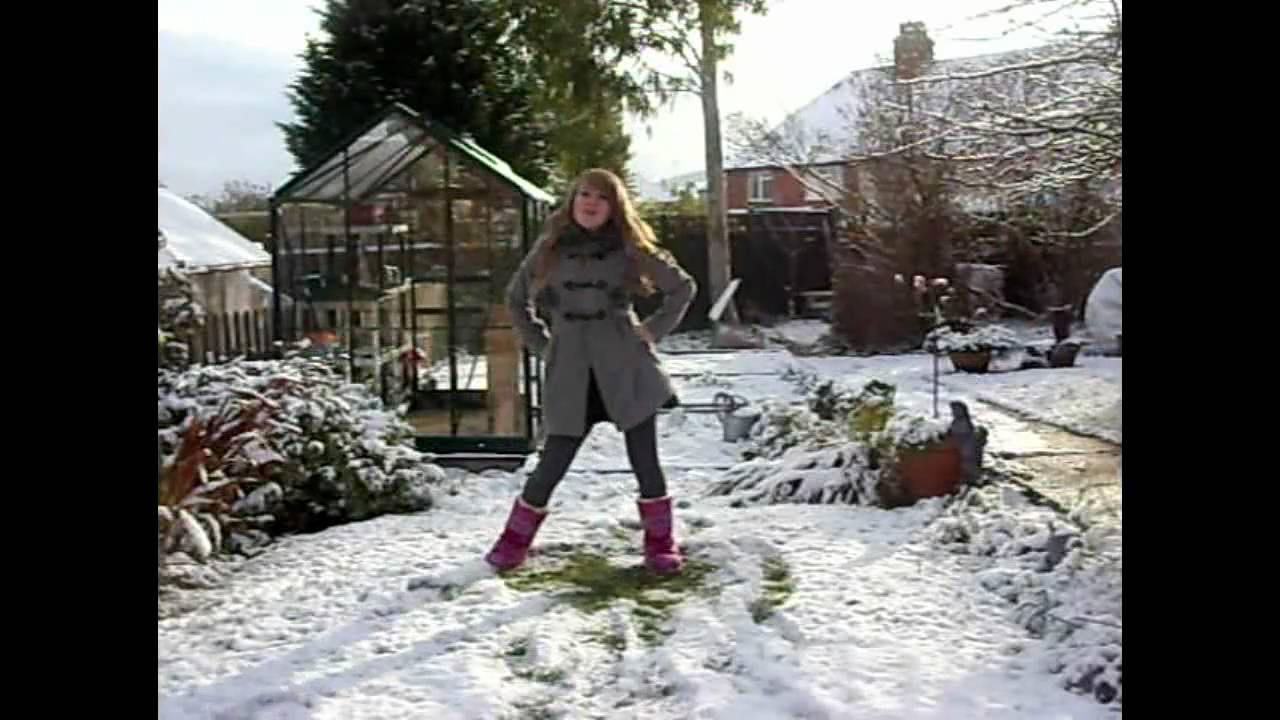 Updates and dance previews IN SNOW! n_n