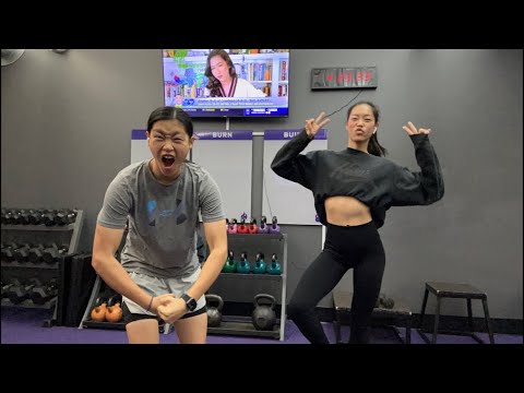 Twin Trainers Answer Your Wildest Fitness Questions LIVE