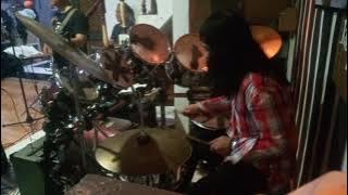 besi tua. dari murry s grup , hanya latihan 😁