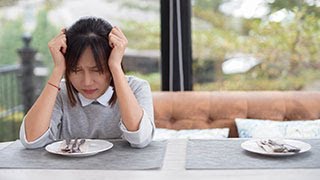 What are the risk factors for mental and physical stress?