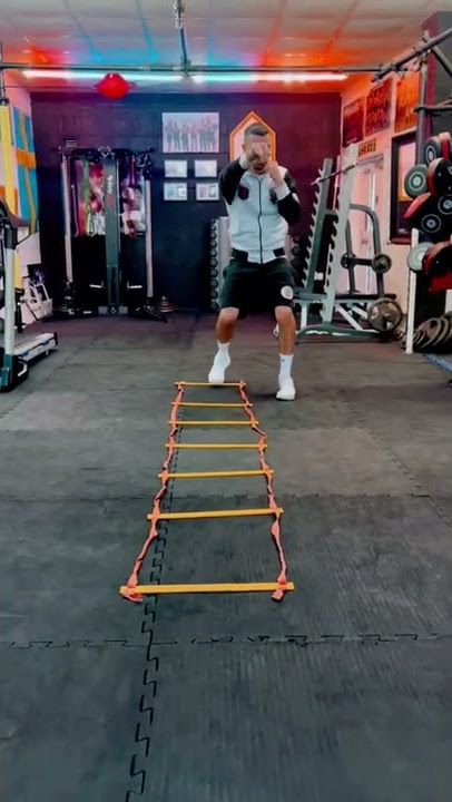 3 drills to improve your boxing footwork #boxing #boxingfootwork #boxingdrills #learntobox