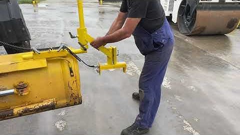 Volvo G740B Grader with MOBA GS-506 leveling system - ALTCON Equipment