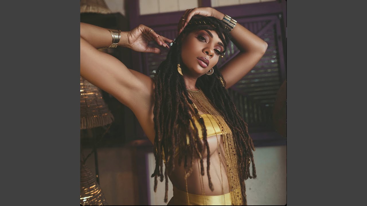 Dingue adlı videoyu YouTube'da izle Dingue adlı videoyu YouTube'da izle