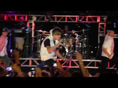 Somebody to Love - Justin Bieber - Macy*s 4th of July Performance 2010 HD