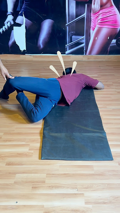 Perbaiki Punggung Bawah Anda Hanya dalam 30 Detik!😳✅#fisioterapis #nyeripunggungbawah #shortsfeed #peredasakitpunggung