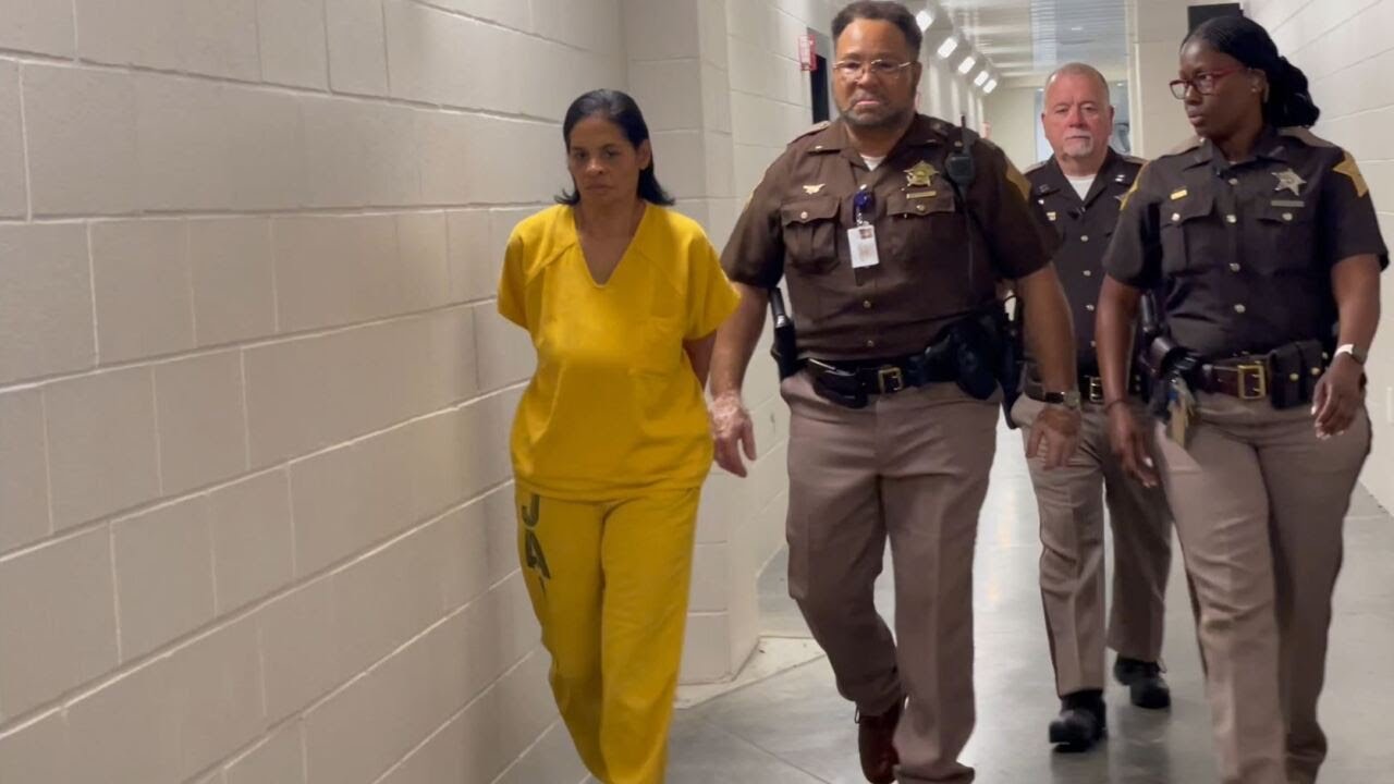 Woman accused in pileup crash that killed mom of 4, pleads not guilty ...