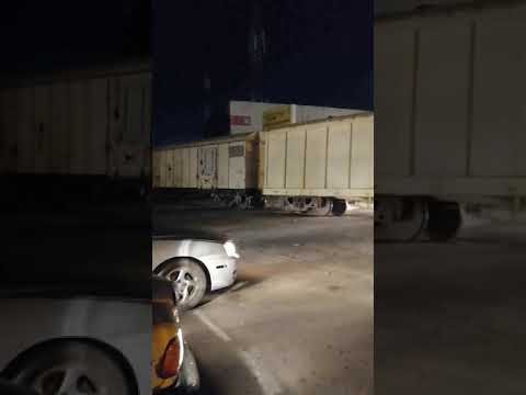 قطر البضاعة القطار دور حديدو مني شال زولي البريدو شوقي ولع فيني نااااااار قطر البضاعة القطار دور حديدو مني شال زولي البريدو شوقي ولع فيني نااااااار