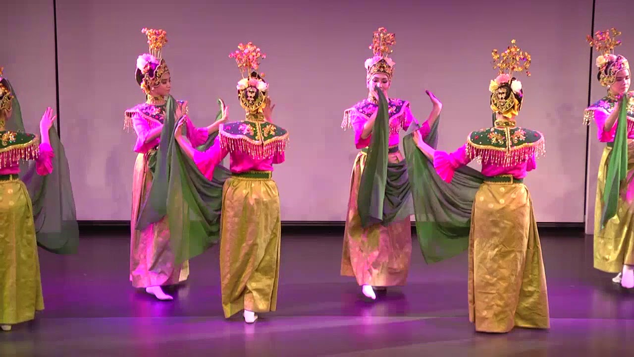 Tarian  Lambang Sari