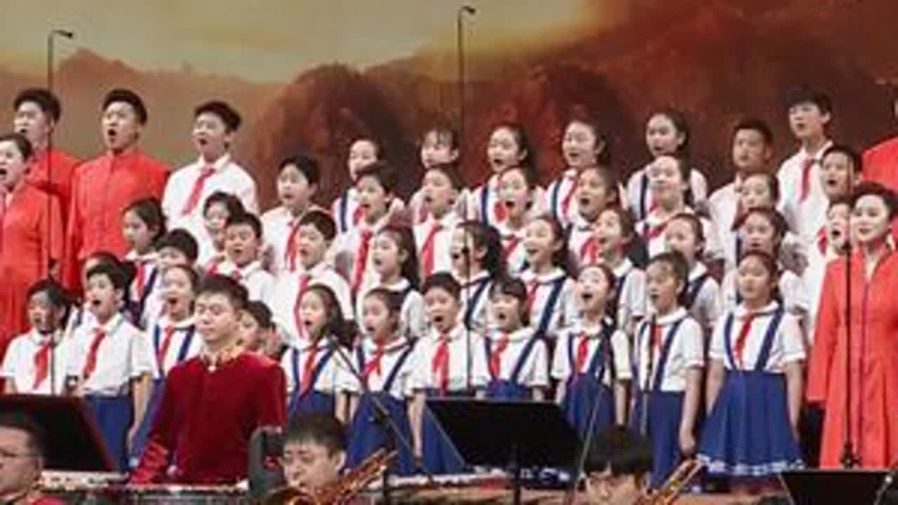 节目二十七：交响合唱《新征程》作词：集体创作作曲：杨帆演出单位：中国交响乐团中国歌剧舞剧院交响乐团中央芭蕾舞团交响乐团无锡交响乐团中央歌剧院合唱队中央民族乐团民族合唱队中国交...