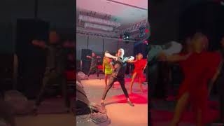 Pop Müziğin Kraliçesi Demet Akalın